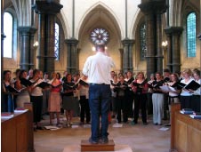 the choir conducted by Stephen Layton