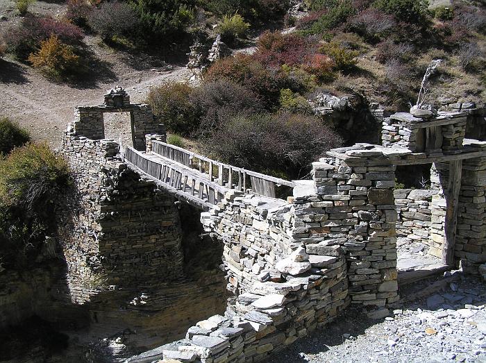 Traditional bridge across the Phu Khola